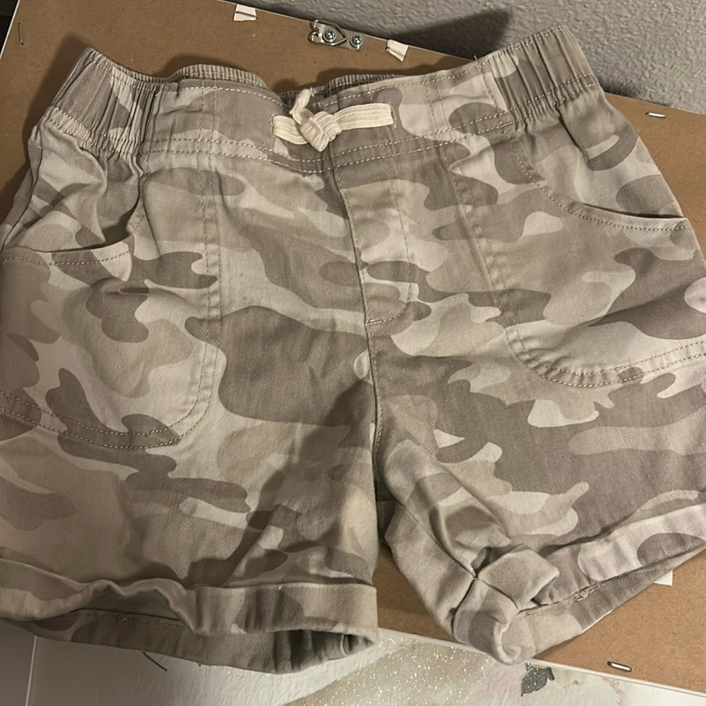 Light camo shorts
